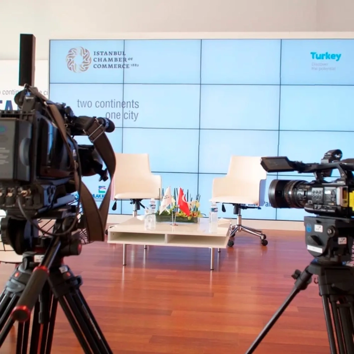 Pantalla LED para transmisión en vivo y eventos híbridos